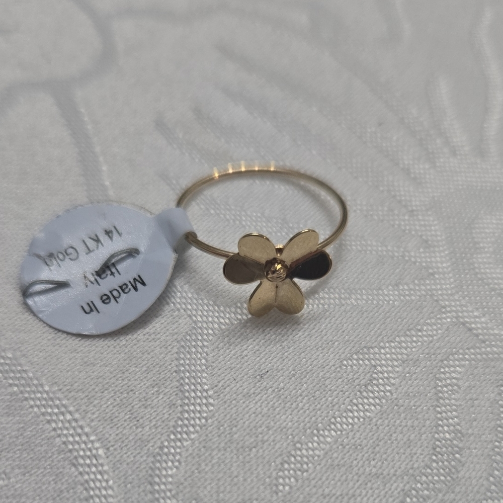 Gold Flower Ring